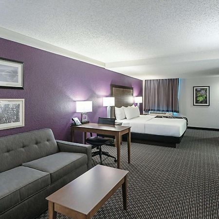 Отель La Quinta By Wyndham Lubbock West Medical Center Экстерьер фото