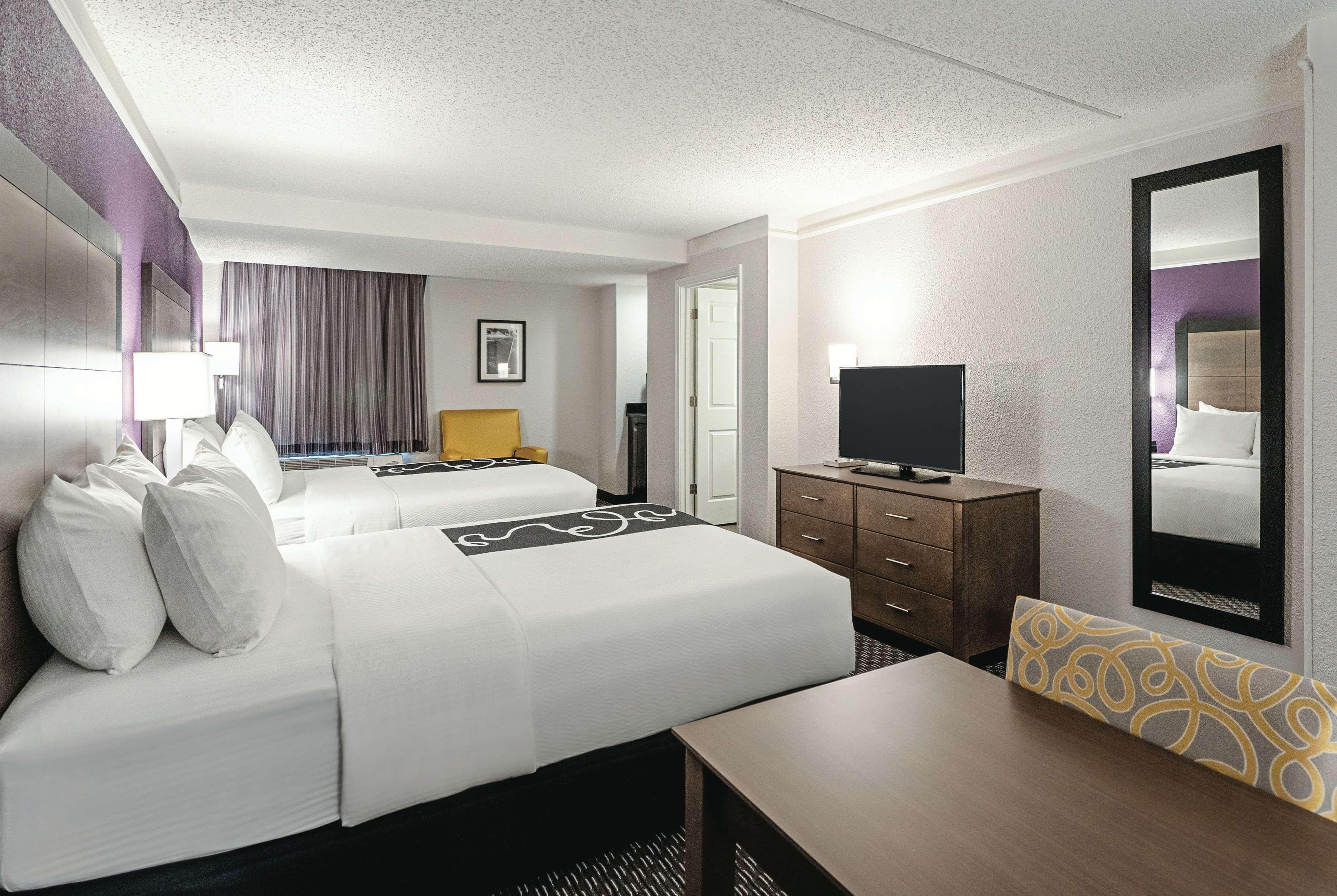 Отель La Quinta By Wyndham Lubbock West Medical Center Экстерьер фото