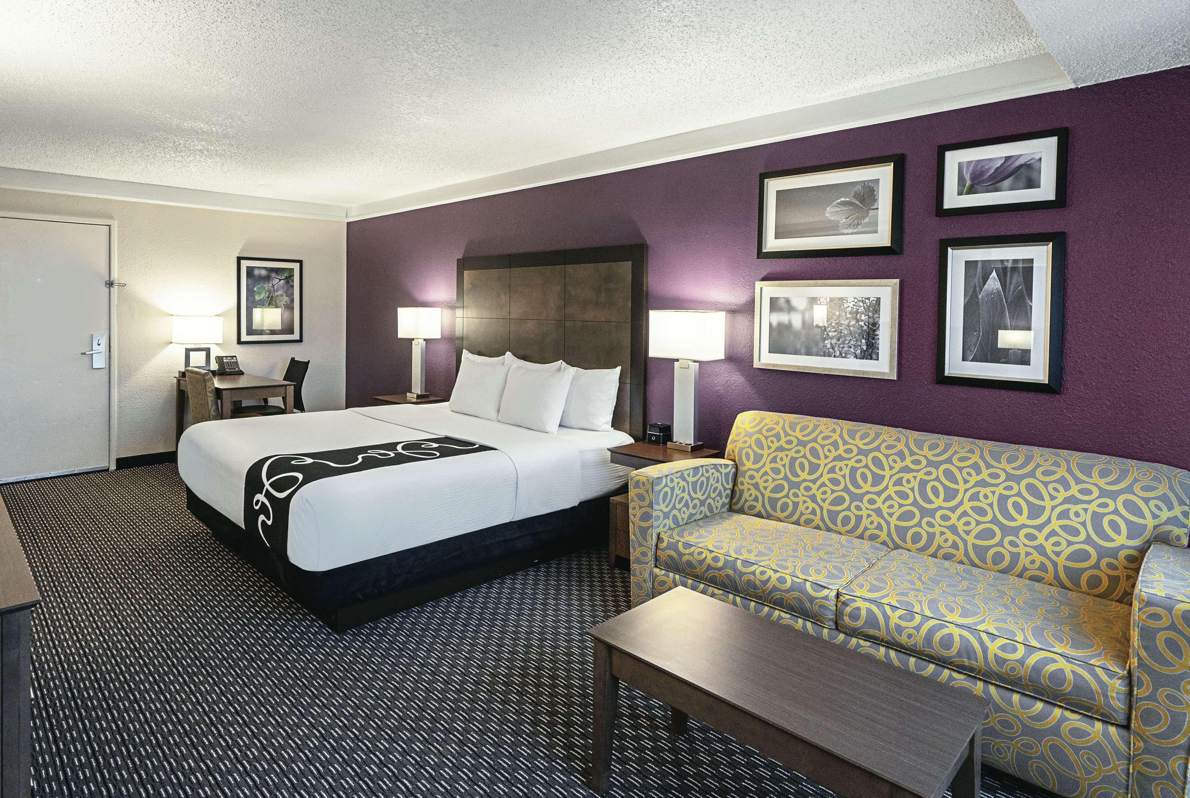 Отель La Quinta By Wyndham Lubbock West Medical Center Экстерьер фото