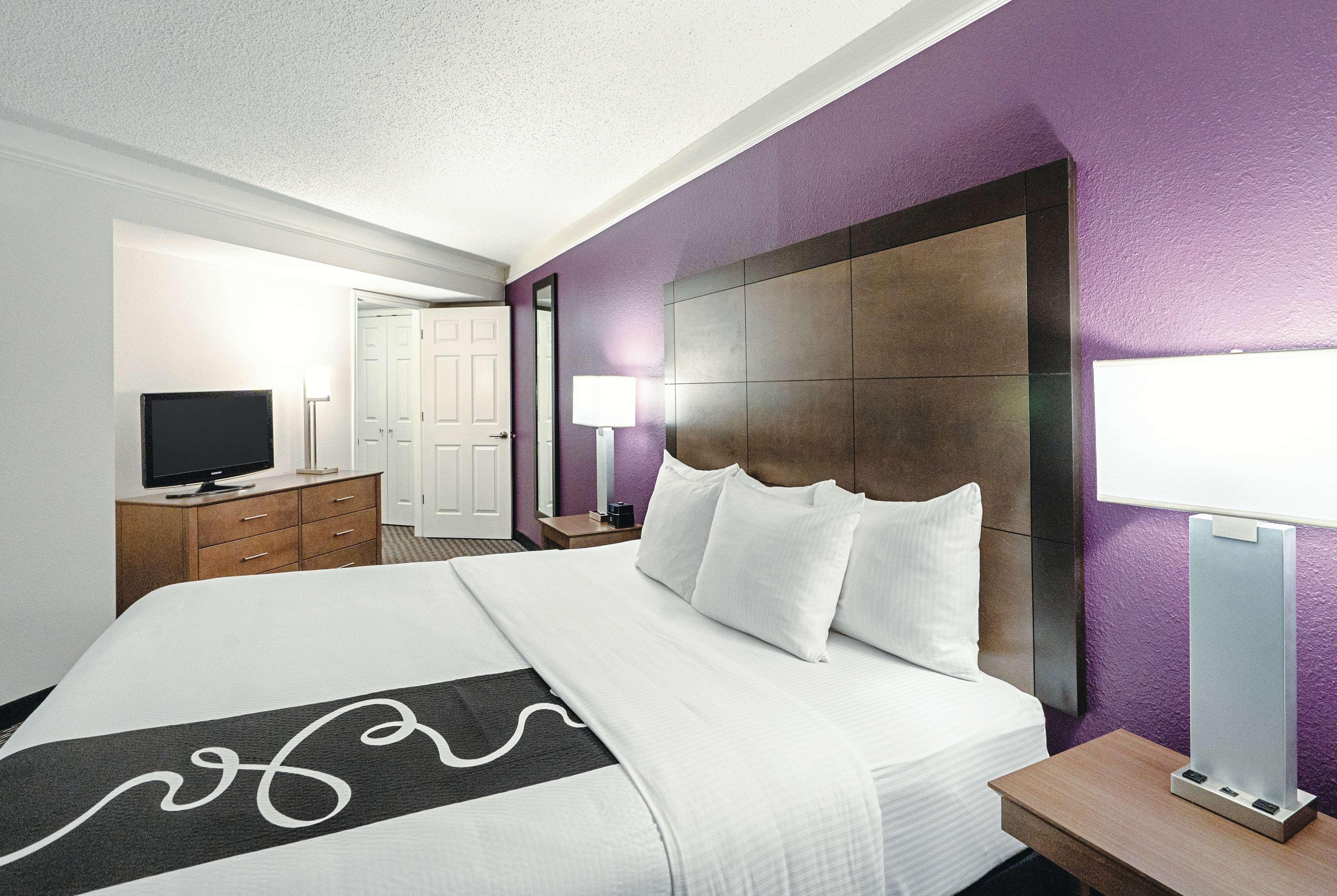 Отель La Quinta By Wyndham Lubbock West Medical Center Экстерьер фото