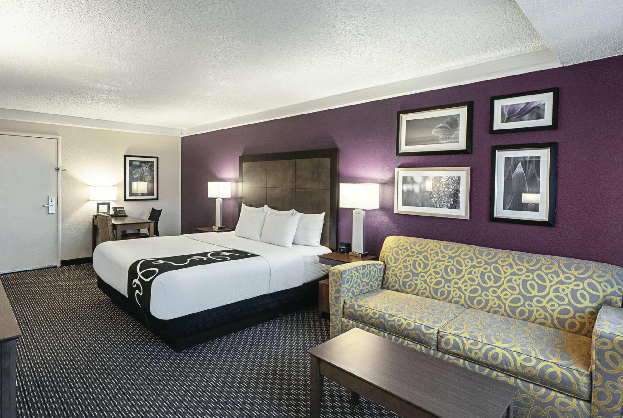 Отель La Quinta By Wyndham Lubbock West Medical Center Экстерьер фото