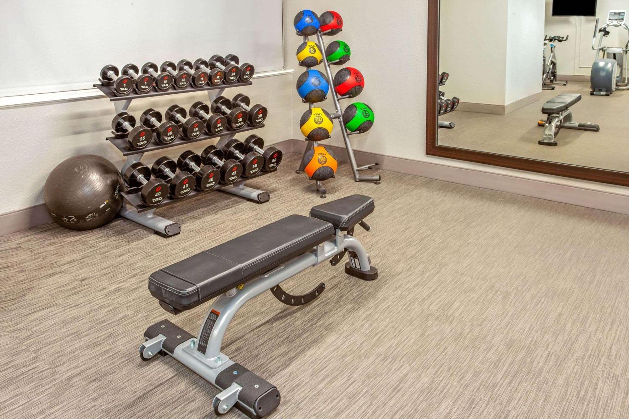Отель La Quinta By Wyndham Lubbock West Medical Center Экстерьер фото